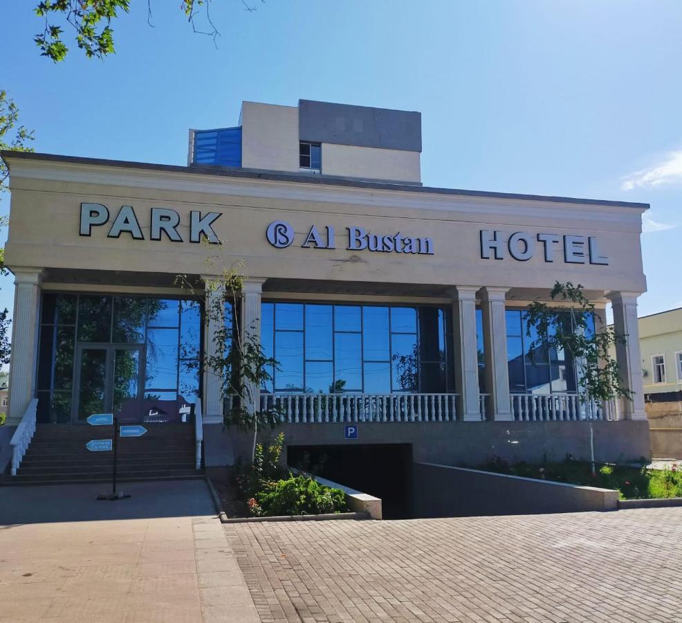 Park Hotel Al Bustan Шимкент Екстериор снимка